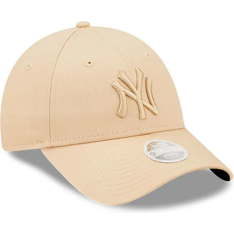 mutzen-gebogen-beige-verstellbares-band-9forty-league-essential-der-new-york-yankees-mlb-von-new-era