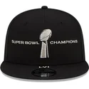 cappelli-piatta-nero-snapback-9fifty-parade-super-bowl-champions-lvi-2022-dei-los-angeles-rams-nfl-di-new-era