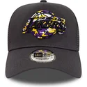 cappellino-trucker-grigio-a-frame-team-camo-infill-dei-los-angeles-lakers-nba-di-new-era