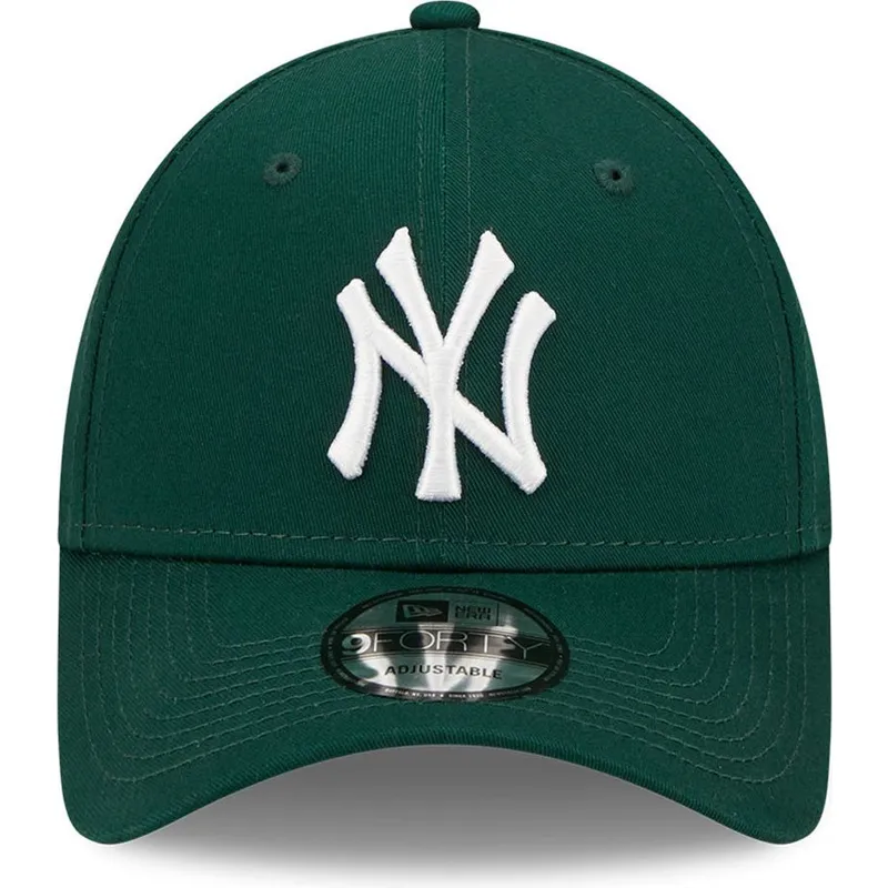 cappelli-curva-verde-cinghia-regolabile-9forty-league-essential-dei-new-york-yankees-mlb-di-new-era