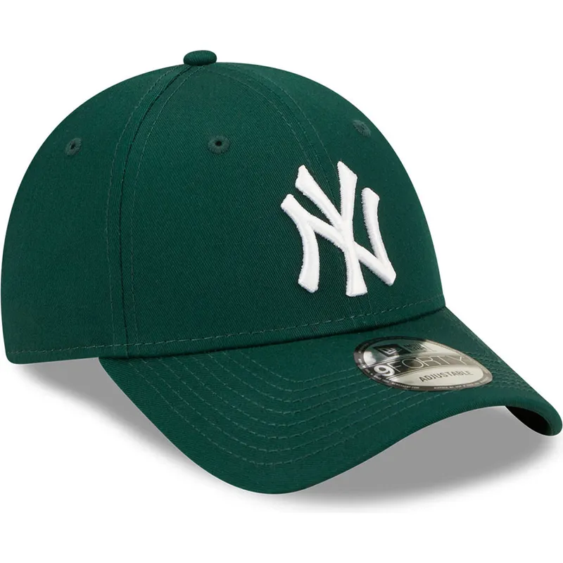 mutzen-gebogen-grun-verstellbares-band-9forty-league-essential-der-new-york-yankees-mlb-von-new-era