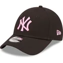 mutzen-gebogen-schwarz-verstellbares-band-fur-kinder-rosa-9forty-league-essential-der-new-york-yankees-mlb-von-new-era