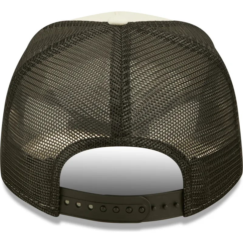 cappelli-curva-beige-snapback-a-frame-di-new-era