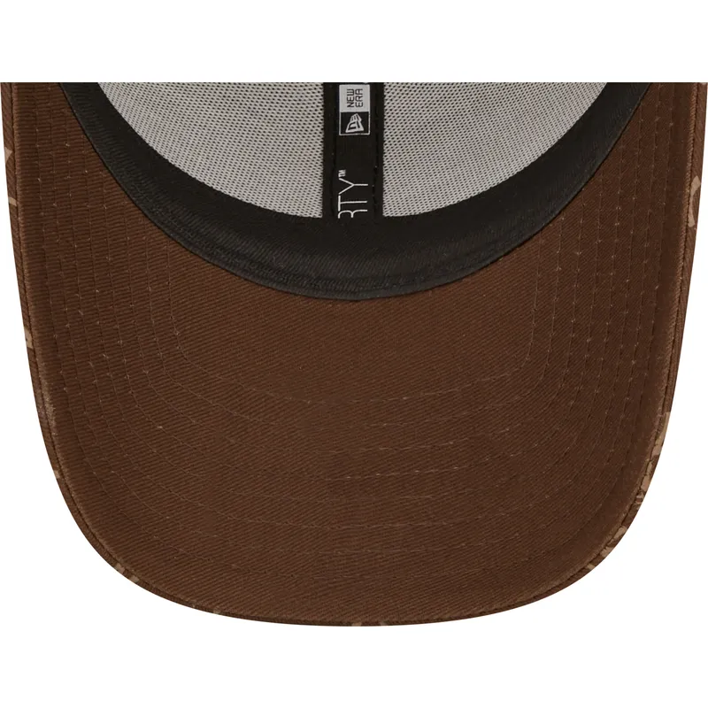 cappelli-curva-marrone-cinghia-regolabile-9forty-monogram-dei-new-york-yankees-mlb-di-new-era cappelli-curva-marrone-cinghia-regolabile-9forty-monogram-dei-new-york-yankees-mlb-di-new-era