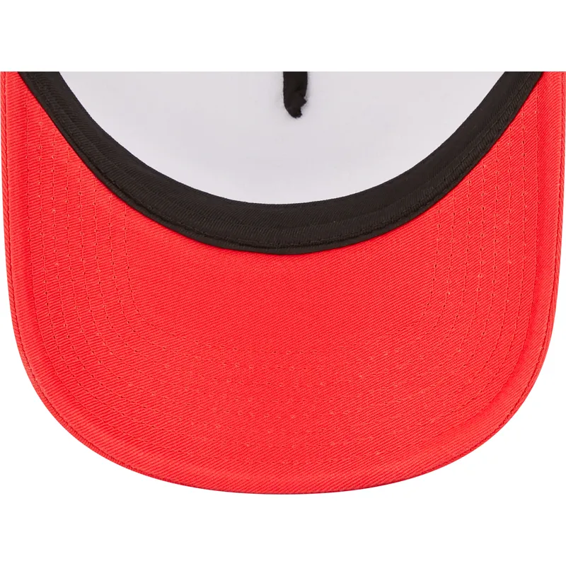 cappellino-trucker-bianco-nero-e-rosso-a-frame-team-colour-di-chicago-bulls-nba-di-new-era
