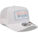 mutzen-gebogen-weiss-snapback-a-frame-von-new-era