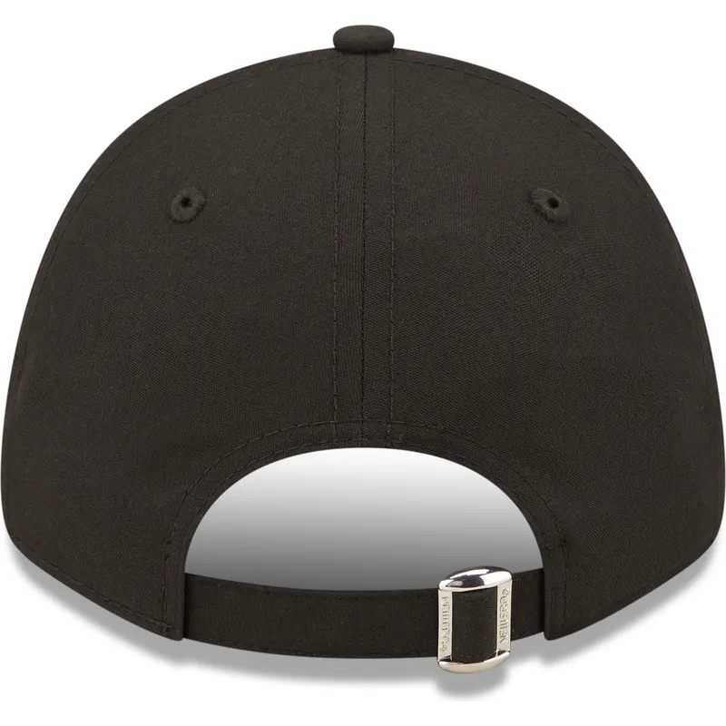 cappellino-curvo-nero-regolabile-9forty-repreve-monochrom-di-chicago-bulls-nba-di-new-era