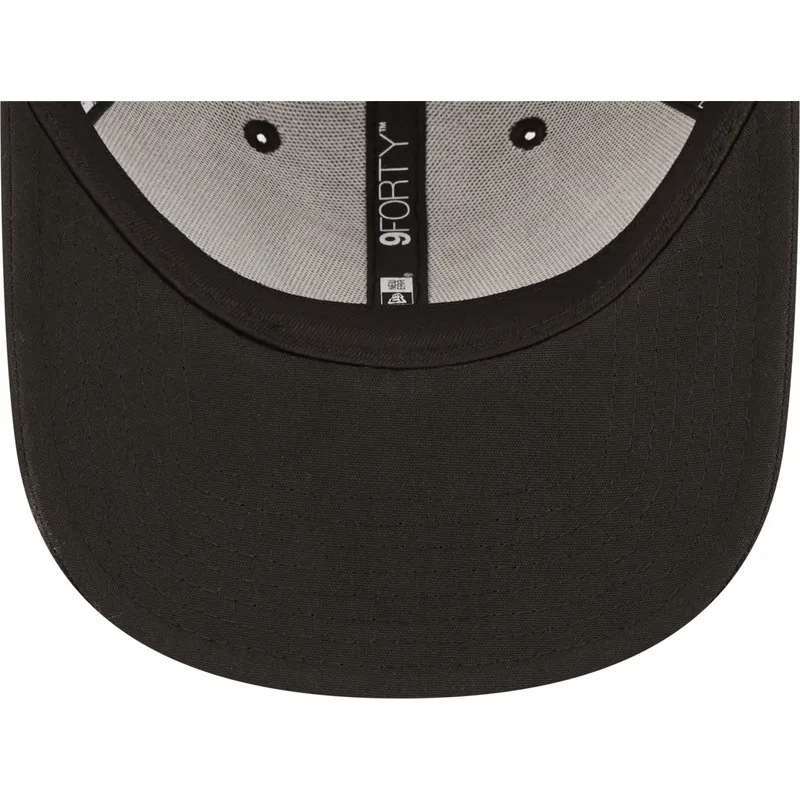 cappellino-curvo-nero-regolabile-9forty-repreve-monochrom-di-chicago-bulls-nba-di-new-era