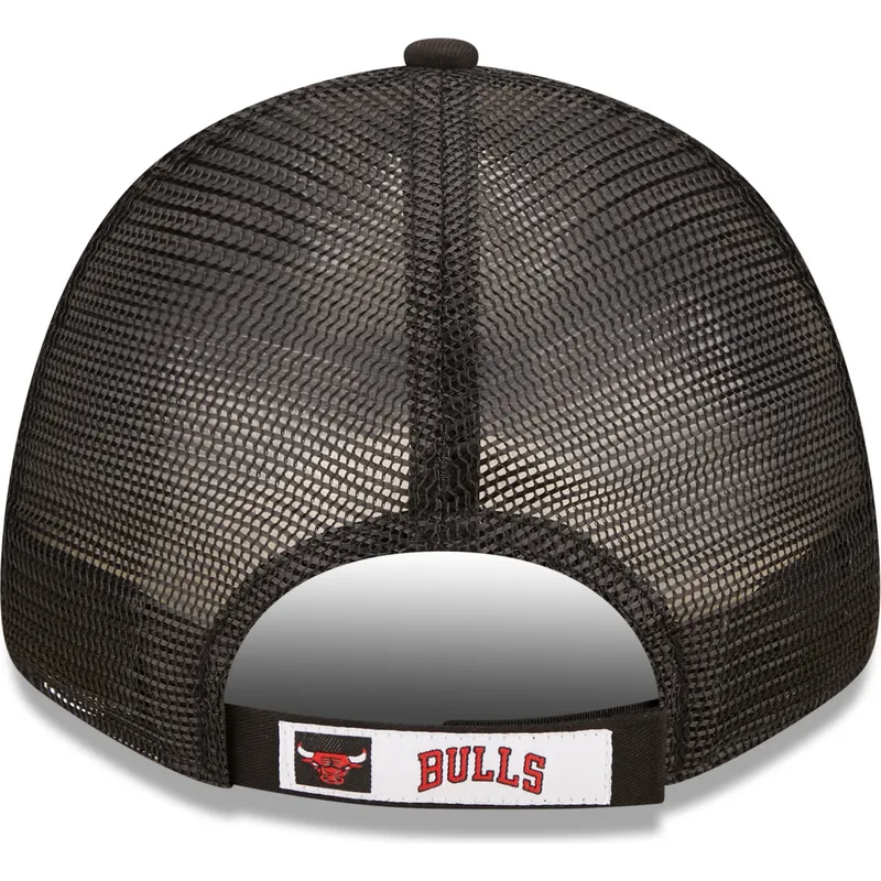 mutzen-gebogen-schwarz-verstellbares-band-a-frame-home-field-der-chicago-bulls-nba-von-new-era