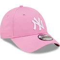 cappellino-rosa-regolabile-con-visiera-curva-e-logo-bianco-9forty-league-essential-dei-new-york-yankees-mlb-di-new-era