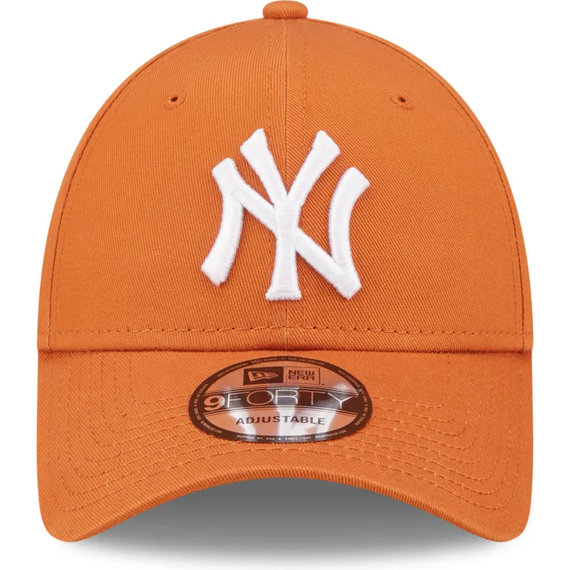 cappelli-curva-arancia-cinghia-regolabile-9forty-league-essential-dei-new-york-yankees-mlb-di-new-era cappelli-curva-arancia-cinghia-regolabile-9forty-league-essential-dei-new-york-yankees-mlb-di-new-era