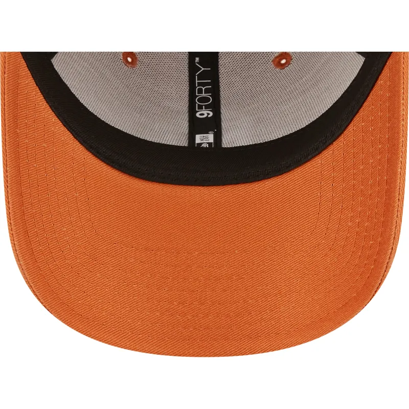 cappelli-curva-arancia-cinghia-regolabile-9forty-league-essential-dei-new-york-yankees-mlb-di-new-era cappelli-curva-arancia-cinghia-regolabile-9forty-league-essential-dei-new-york-yankees-mlb-di-new-era