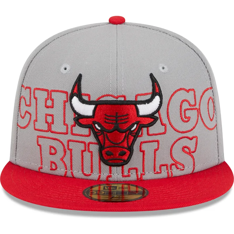 cappello-piatto-grigio-e-rosso-aderente-59fifty-draft-edition-2023-di-chicago-bulls-nba-di-new-era