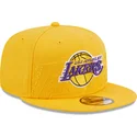 cappellino-piatto-giallo-snapback-9fifty-draft-edition-2023-dei-los-angeles-lakers-nba-di-new-era