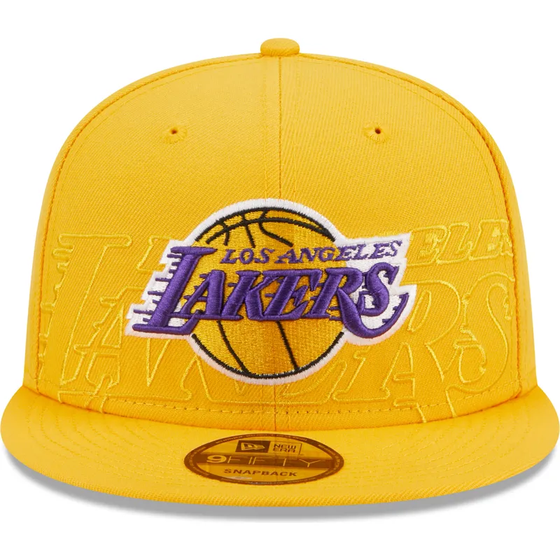 cappelli-piatta-giallo-snapback-9fifty-draft-edition-2023-dei-los-angeles-lakers-nba-di-new-era cappelli-piatta-giallo-snapback-9fifty-draft-edition-2023-dei-los-angeles-lakers-nba-di-new-era