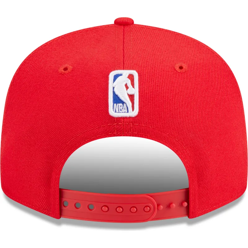 cappello-piatto-rosso-snapback-9fifty-draft-edition-2023-dei-chicago-bulls-nba-di-new-era