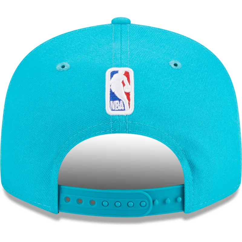 cappelli-piatta-blu-snapback-9fifty-draft-edition-2023-dei-charlotte-hornets-nba-di-new-era cappelli-piatta-blu-snapback-9fifty-draft-edition-2023-dei-charlotte-hornets-nba-di-new-era