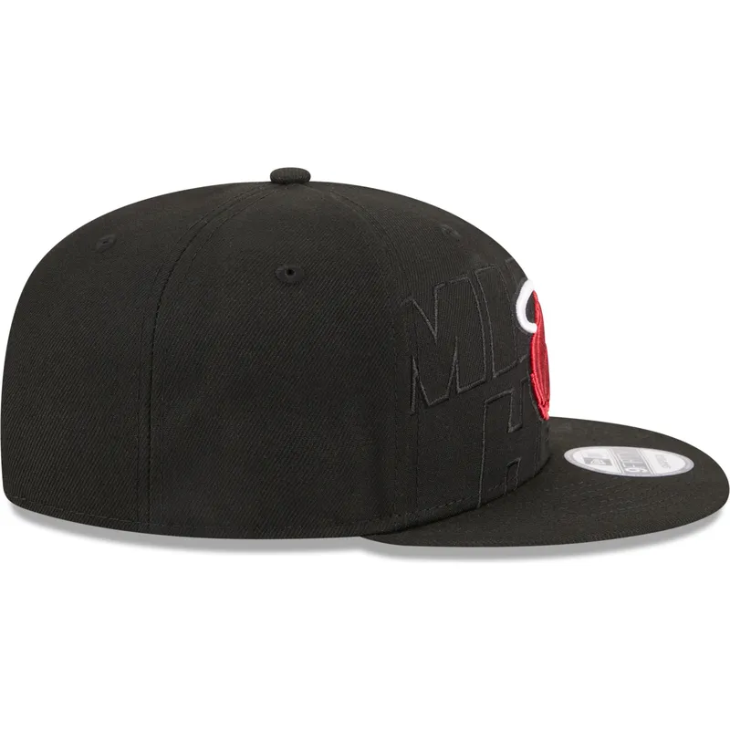 cappelli-piatta-nero-snapback-9fifty-draft-edition-2023-dei-miami-heat-nba-di-new-era