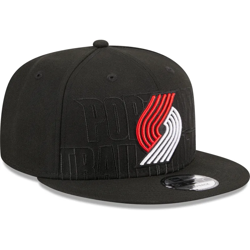 cappello-piatto-nero-snapback-9fifty-draft-edition-2023-dei-portland-trail-blazers-nba-di-new-era