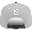 cappellino-piatto-grigio-e-blu-navy-snapback-9fifty-draft-edition-2023-dei-memphis-grizzlies-nba-di-new-era