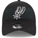 cappellino-curvo-nero-regolabile-9twenty-draft-edition-2023-dei-san-antonio-spurs-nba-di-new-era