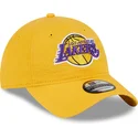cappelli-curva-giallo-cinghia-regolabile-9twenty-draft-edition-2023-dei-los-angeles-lakers-nba-di-new-era
