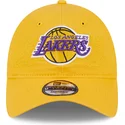 cappelli-curva-giallo-cinghia-regolabile-9twenty-draft-edition-2023-dei-los-angeles-lakers-nba-di-new-era