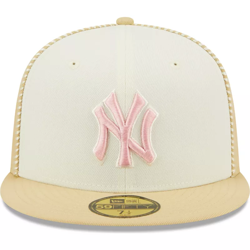 new-era-flat-brim-pink-logo-59fifty-seam-stitch-new-york-yankees-mlb-beige-fitted-cap