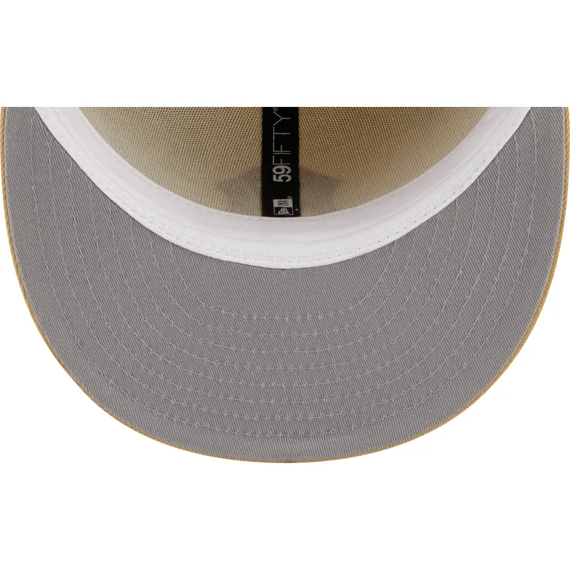 cappelli-piatta-beige-regolato-rosa-59fifty-seam-stitch-dei-new-york-yankees-mlb-di-new-era