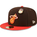 plaska-czapka-brazowo-czerwona-dopasowana-59fifty-the-elements-fire-pin-miami-heat-nba-new-era