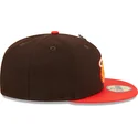 cappello-piatto-marrone-e-rosso-aderente-59fifty-the-elements-fire-pin-dei-miami-heat-nba-di-new-era