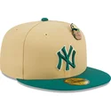 cappello-piatto-beige-e-verde-aderente-59fifty-the-elements-earth-pin-dei-new-york-yankees-mlb-di-new-era