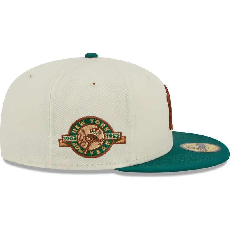 cappello-piatto-grigio-e-verde-chiuso-con-logo-marrone-59fifty-camp-dei-new-york-yankees-mlb-di-new-era