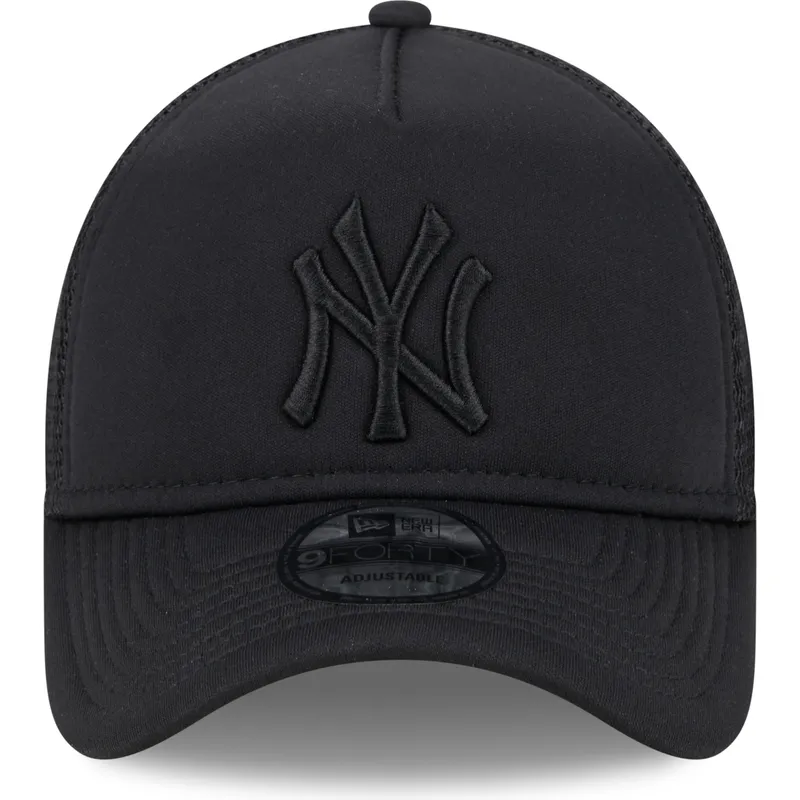 schwarze-trucker-kappe-mit-schwarzem-logo-9forty-a-frame-all-day-trucker-der-new-york-yankees-mlb-von-new-era