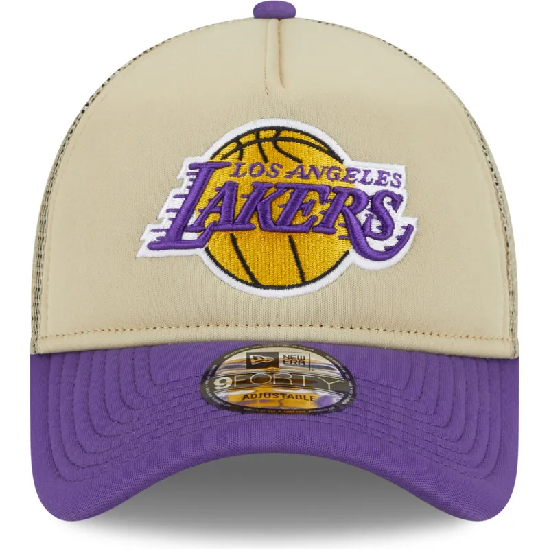 cappelli-curva-beige-snapback-9forty-a-frame-all-day-dei-los-angeles-lakers-nba-di-new-era cappelli-curva-beige-snapback-9forty-a-frame-all-day-dei-los-angeles-lakers-nba-di-new-era