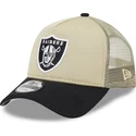 cappellino-trucker-beige-e-nero-9forty-a-frame-all-day-trucker-dei-las-vegas-raiders-nfl-di-new-era
