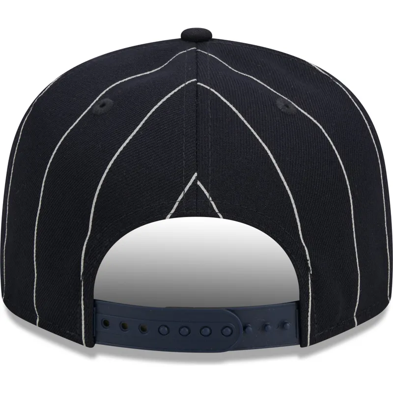 cappello-piatto-blu-marino-snapback-9fifty-pinstripe-visor-clip-di-new-york-yankees-mlb-di-new-era