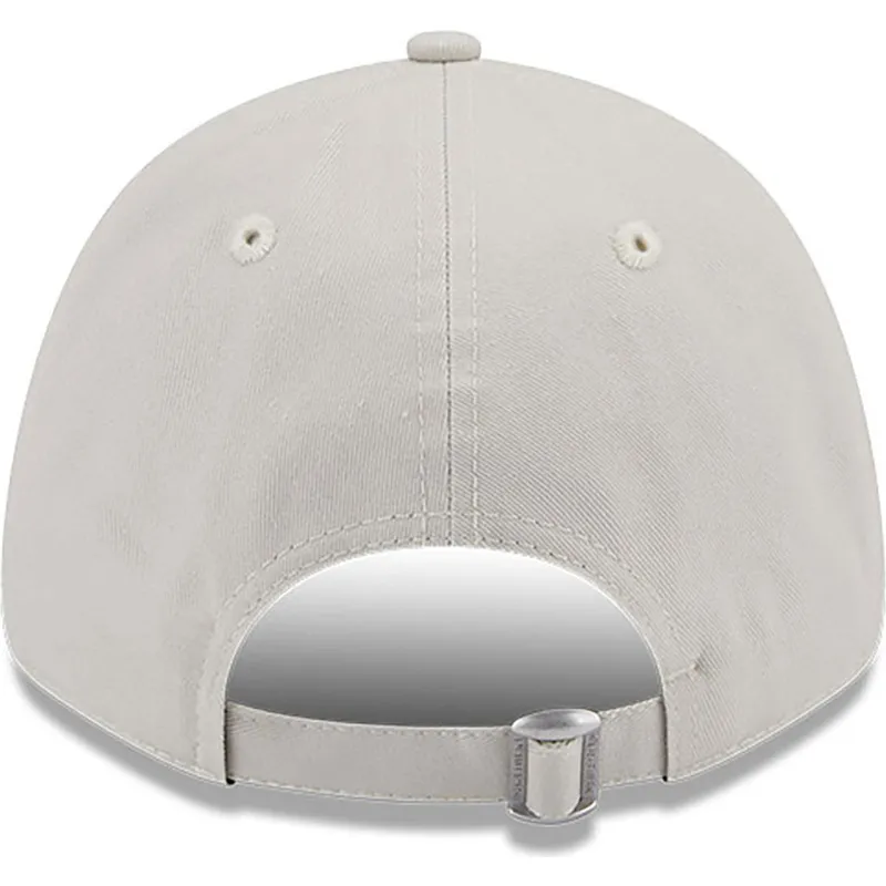 mutzen-gebogen-beige-verstellbares-band-9forty-seasonal-der-vespa-piaggio-von-new-era
