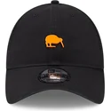 cappelli-curva-nero-cinghia-regolabile-9twenty-heritage-pin-badge-dei-mclaren-racing-formula-1-di-new-era
