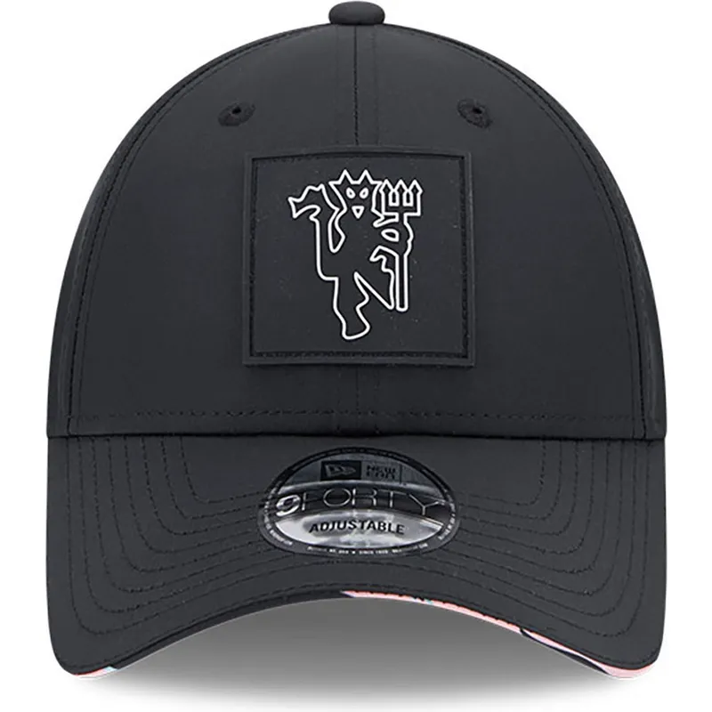 mutzen-gebogen-schwarz-snapback-9forty-all-over-print-zebra-visor-der-manchester-united-football-club-premier-league-von-new-era