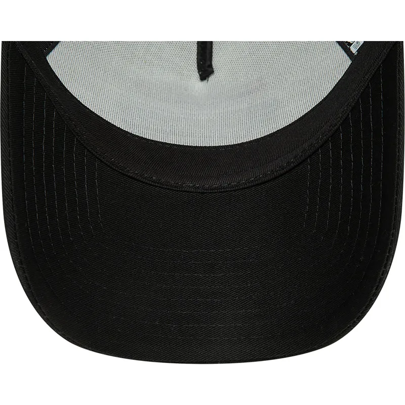 cappelli-curva-nero-snapback-a-frame-di-new-era