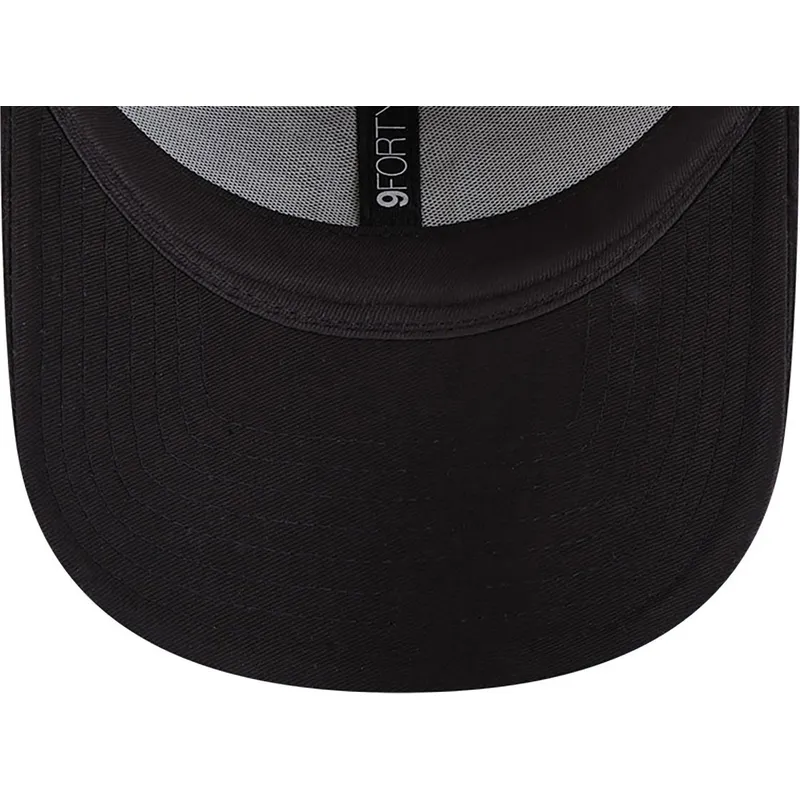 mutzen-gebogen-schwarz-verstellbares-band-9forty-cord-der-new-york-yankees-mlb-von-new-era mutzen-gebogen-schwarz-verstellbares-band-9forty-cord-der-new-york-yankees-mlb-von-new-era