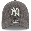 cappelli-curva-grigio-cinghia-regolabile-9twenty-tweed-pack-dei-new-york-yankees-mlb-di-new-era