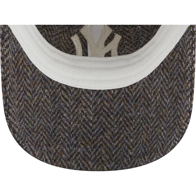 cappelli-curva-grigio-cinghia-regolabile-9twenty-tweed-pack-dei-new-york-yankees-mlb-di-new-era
