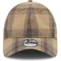 verstellbare-braune-9twenty-check-kappe-von-new-era