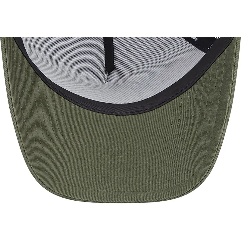 cappelli-curva-verde-snapback-a-frame-dei-piolin-y-silvestre-looney-tunes-di-new-era cappelli-curva-verde-snapback-a-frame-dei-piolin-y-silvestre-looney-tunes-di-new-era