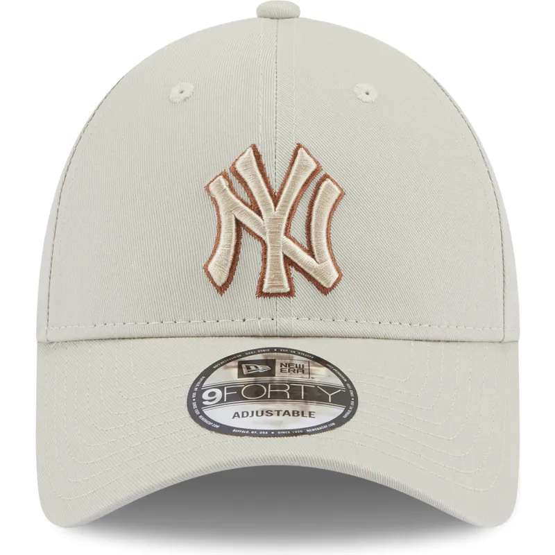 cappelli-curva-beige-cinghia-regolabile-9forty-team-outline-dei-new-york-yankees-mlb-di-new-era
