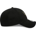 cappelli-curva-nero-cinghia-regolabile-9forty-metallic-badge-dei-chicago-bulls-nba-di-new-era