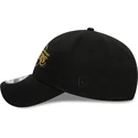 cappello-curvo-nero-regolabile-9forty-metallic-badge-dei-los-angeles-lakers-nba-di-new-era