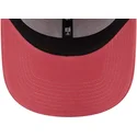 cappellino-curva-rosa-chiaro-regolabile-9forty-league-essential-dei-new-york-yankees-mlb-di-new-era